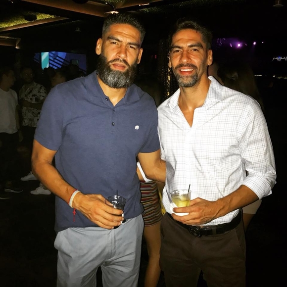 Meet your Posher, Yahir - Picture 1 of 1